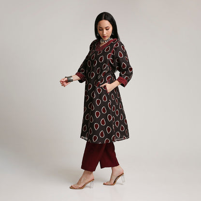 Mul Chanderi Kurta Set with Knot Work Detailing