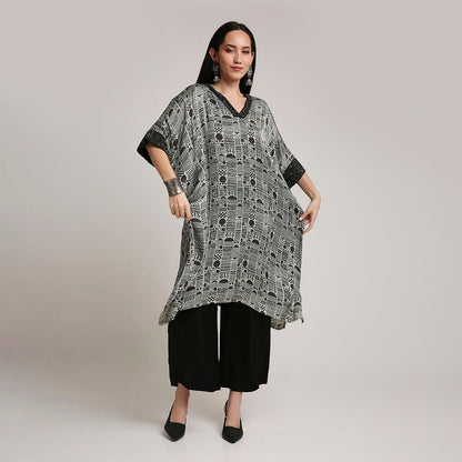 Ajrakh Poncho Set with Metallic Detailing